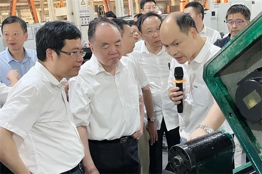 中國(guó)科協(xié)、中國(guó)工程院“科創(chuàng)中國(guó)”智匯臺(tái)州系列活動(dòng)團(tuán)隊(duì)來(lái)溫嶺市考察調(diào)研
